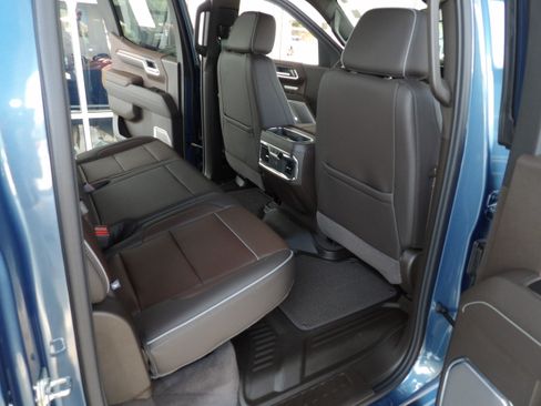 Used 2026 GMC Sierra 1500 4x4 Crew Cab Denali image 28