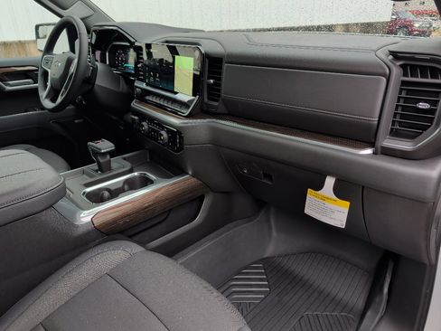 New 2026 Chevrolet Silverado 1500 RST image 16