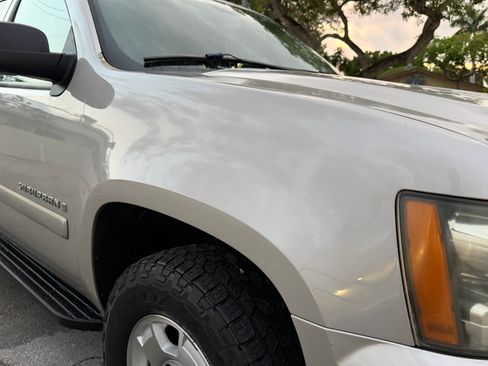 Used 2008 Chevrolet Suburban 4WD image 27