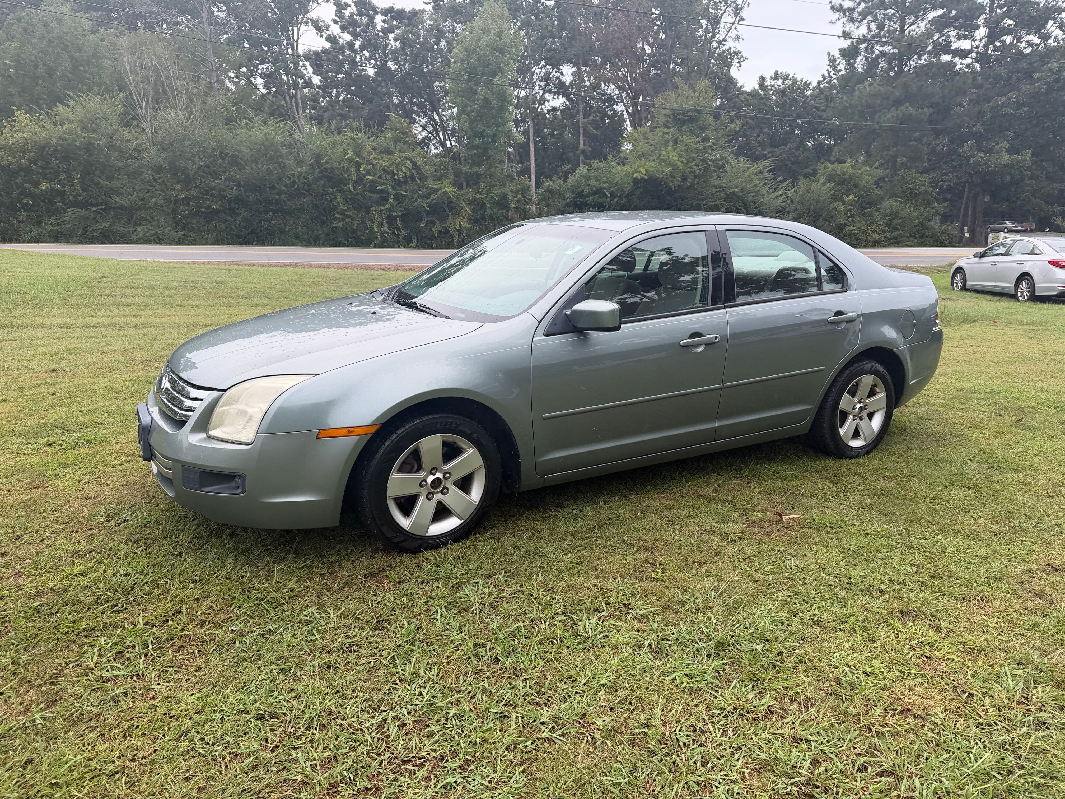 Used 2006 Ford Fusion SE FWD image 4
