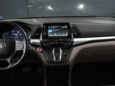 Used 2018 Honda Odyssey EX-L image 18