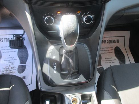 Used 2014 Ford Escape SE image 6