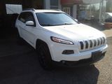 Used 2016 Jeep Cherokee Latitude image 3