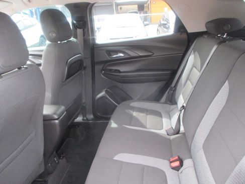 Used 2021 Chevrolet TrailBlazer LT image 7