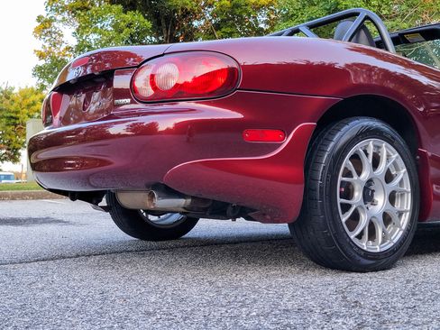 Used 2003 MAZDA MX-5 Miata UNAVAIL RWD image 52
