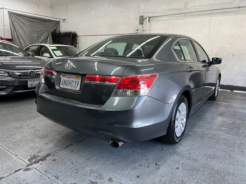 Used 2011 Honda Accord LX image 4