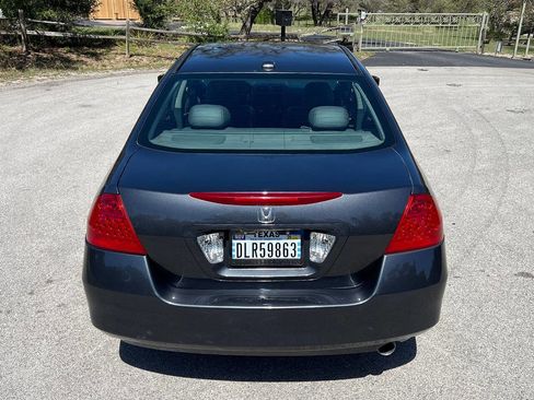 Used 2006 Honda Accord EX-L image 29