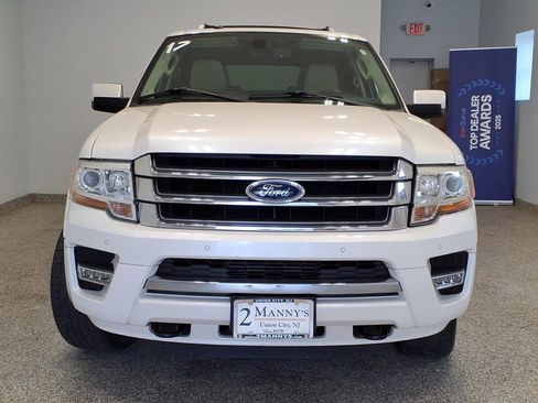 Used 2017 Ford Expedition Limited AWD/4WD image 2