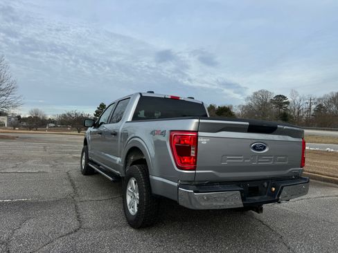 Used 2023 Ford F150 XLT AWD/4WD image 5