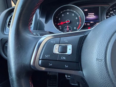 Used 2016 Volkswagen GTI image 18