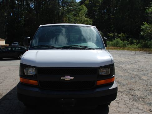 Used 2013 Chevrolet Express 1500 UNAVAIL RWD image 8