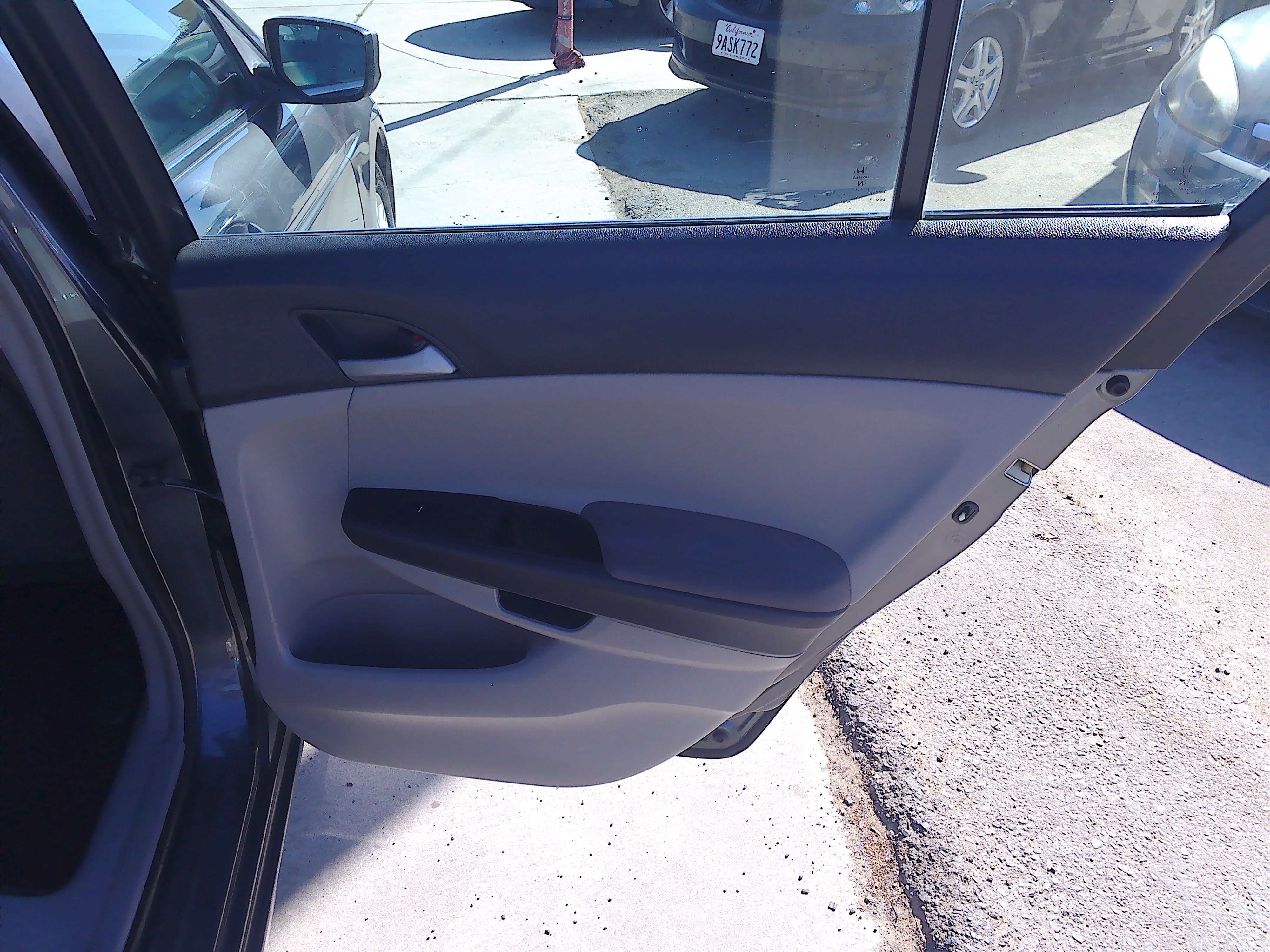 Used 2009 Honda Accord LX-P Sedan image 12