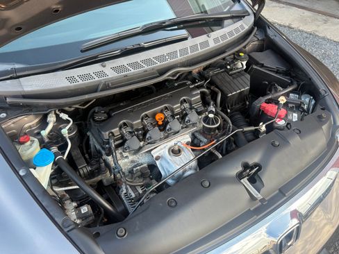 Used 2010 Honda Civic LX Sedan image 9