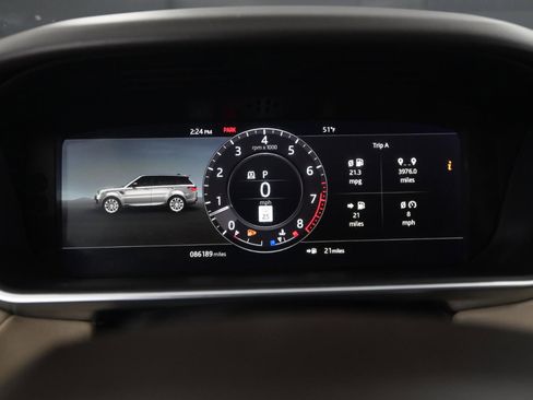 Used 2020 Land Rover Range Rover Sport HSE image 26