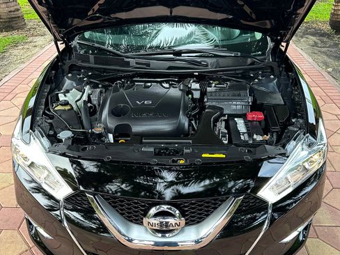 Used 2017 Nissan Maxima 3.5 SL image 9