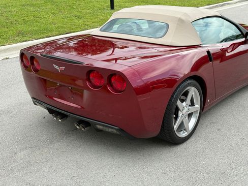 Used 2006 Chevrolet Corvette Convertible RWD image 57