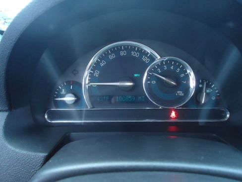 Used 2011 Chevrolet HHR LS image 5