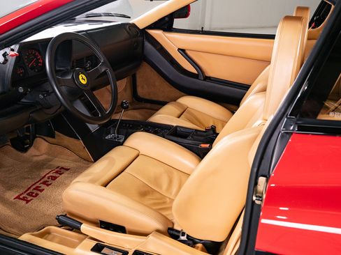 Used 1988 Ferrari Testarossa image 54