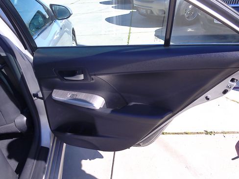 Used 2012 Toyota Camry SE image 12