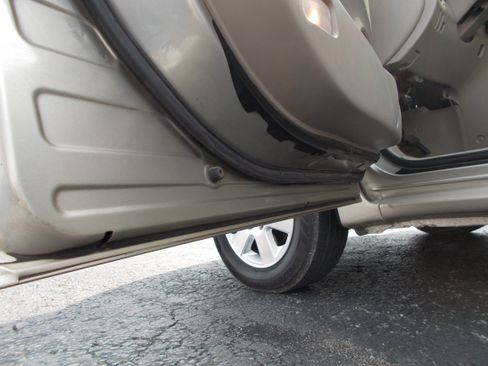 Used 2009 Toyota Sienna image 14