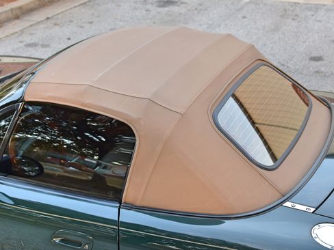 Used 2001 MAZDA MX-5 Miata Special Edition image 13