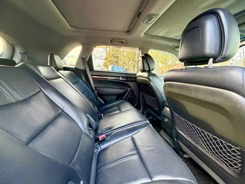 Used 2011 Kia Sorento EX image 23