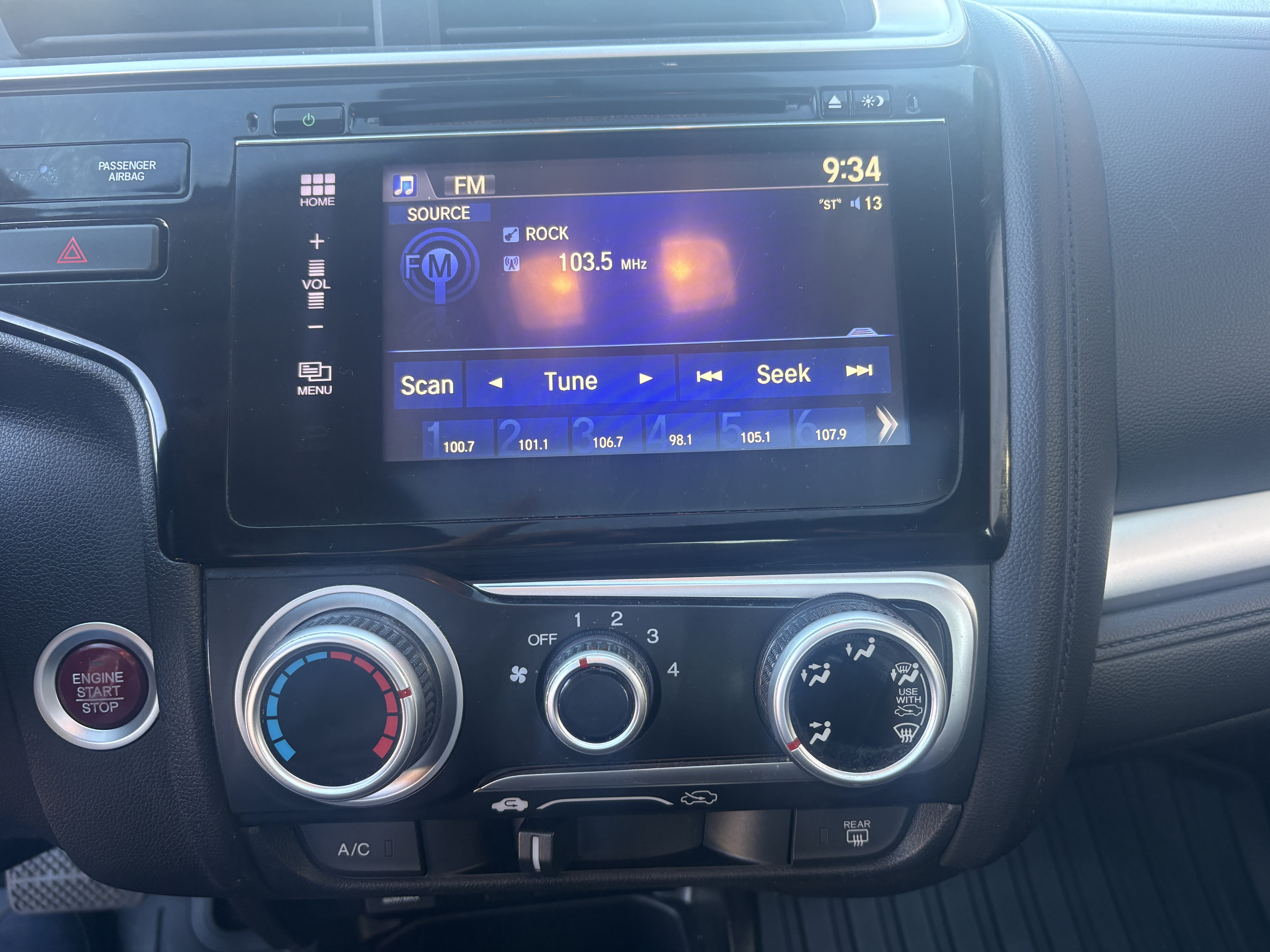 Used 2017 Honda Fit EX image 17