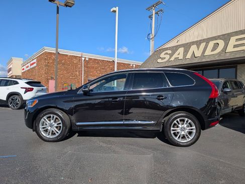 Used 2016 Volvo XC60 T5 Premier image 2