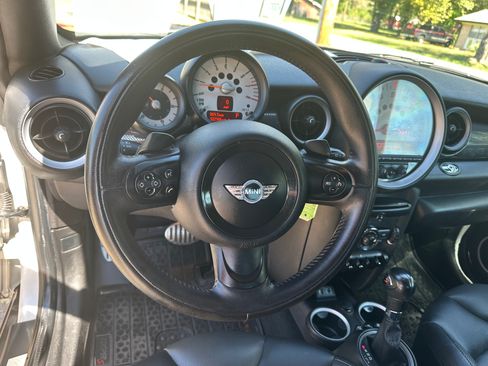 Used 2013 MINI Cooper Roadster S image 7