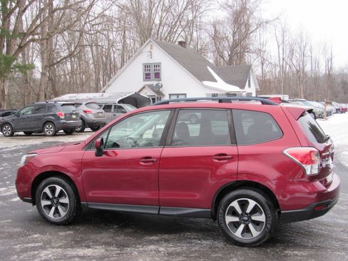 Used 2018 Subaru Forester 2.5i Premium image 6
