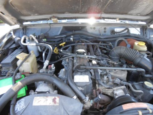 Used 2001 Jeep Cherokee 2WD Sport 4-Door image 16