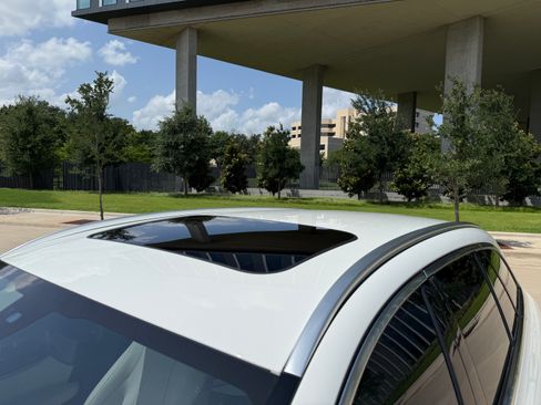 Used 2019 Mercedes-Benz E 450 image 12