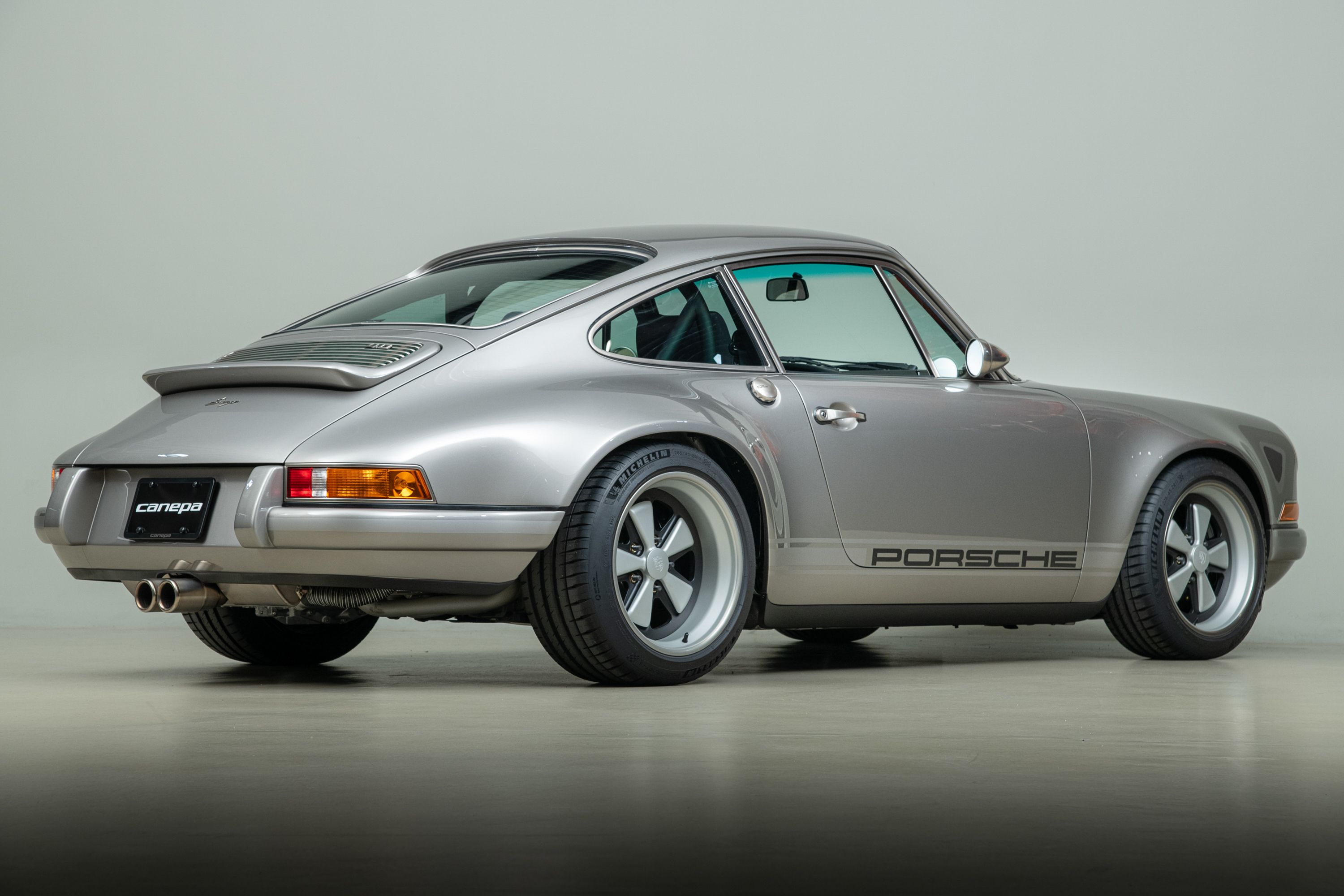 Used 1989 Porsche 911 Carrera RWD image 49