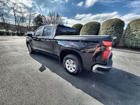 Used 2019 Chevrolet Silverado 1500 LT image 3