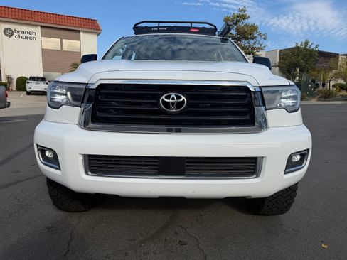 Used 2018 Toyota Sequoia 4WD TRD Sport image 16