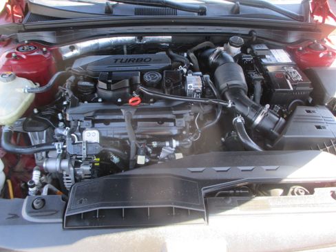 Used 2021 Kia K5 LX FWD image 16