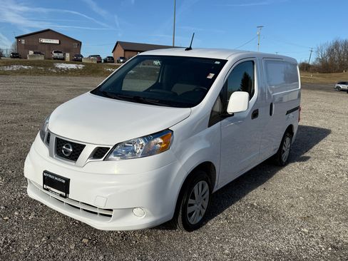 Used 2021 Nissan NV200 S image 8