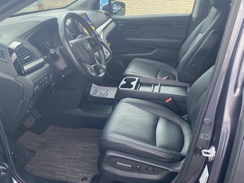 Used 2024 Honda Odyssey Touring image 14