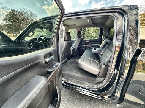 Used 2020 Chevrolet Silverado 1500 LT Trail Boss image 6