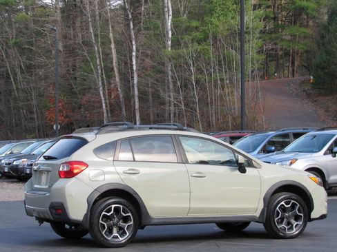 Used 2013 Subaru XV Crosstrek 2.0i Limited image 14