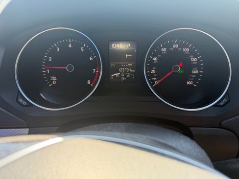 Used 2015 Volkswagen Jetta SE Sedan FWD image 5