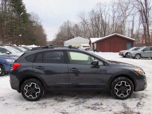 Used 2014 Subaru XV Crosstrek 2.0i Limited image 12