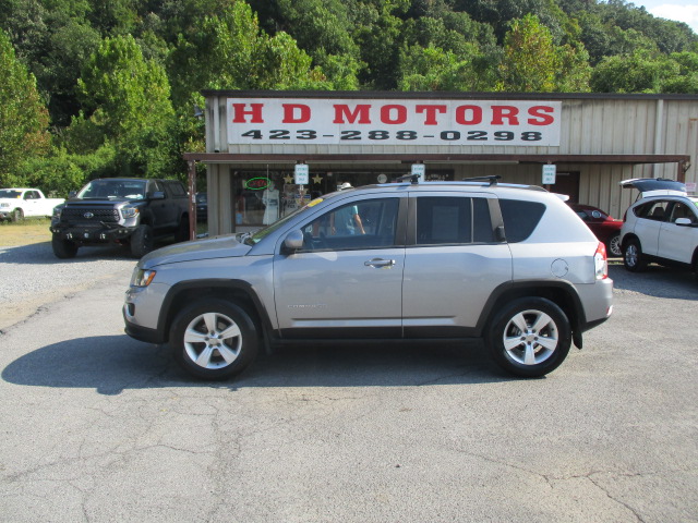 Used 2015 Jeep Compass 4WD Latitude image 1