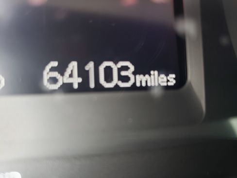 Used 2017 Toyota Corolla LE image 21