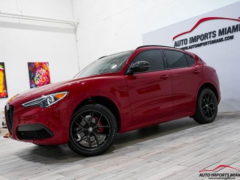 Used 2020 Alfa Romeo Stelvio Sport image 4