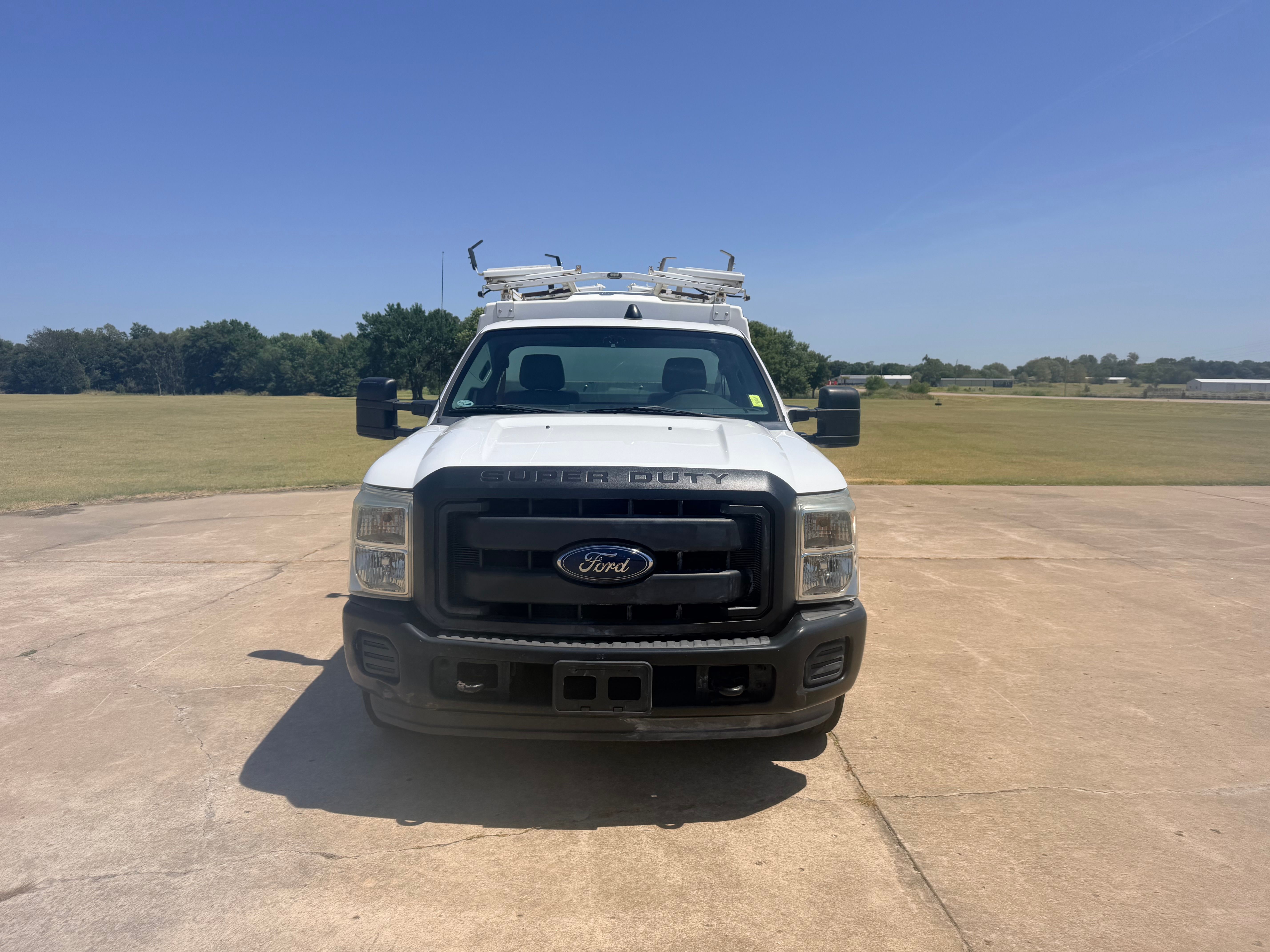 Used 2013 Ford F350 2WD Regular Cab Super Duty image 2