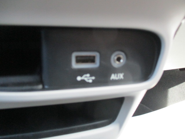 Used 2018 Chrysler Pacifica Touring-L FWD image 53
