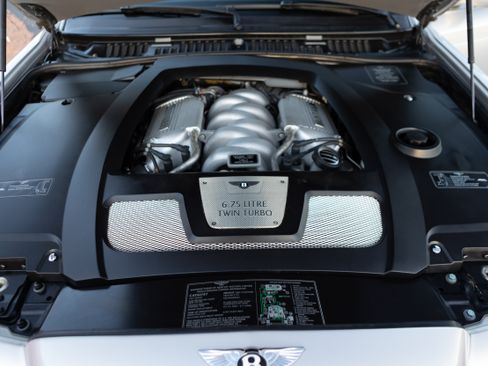 Used 2005 Bentley Arnage T image 8