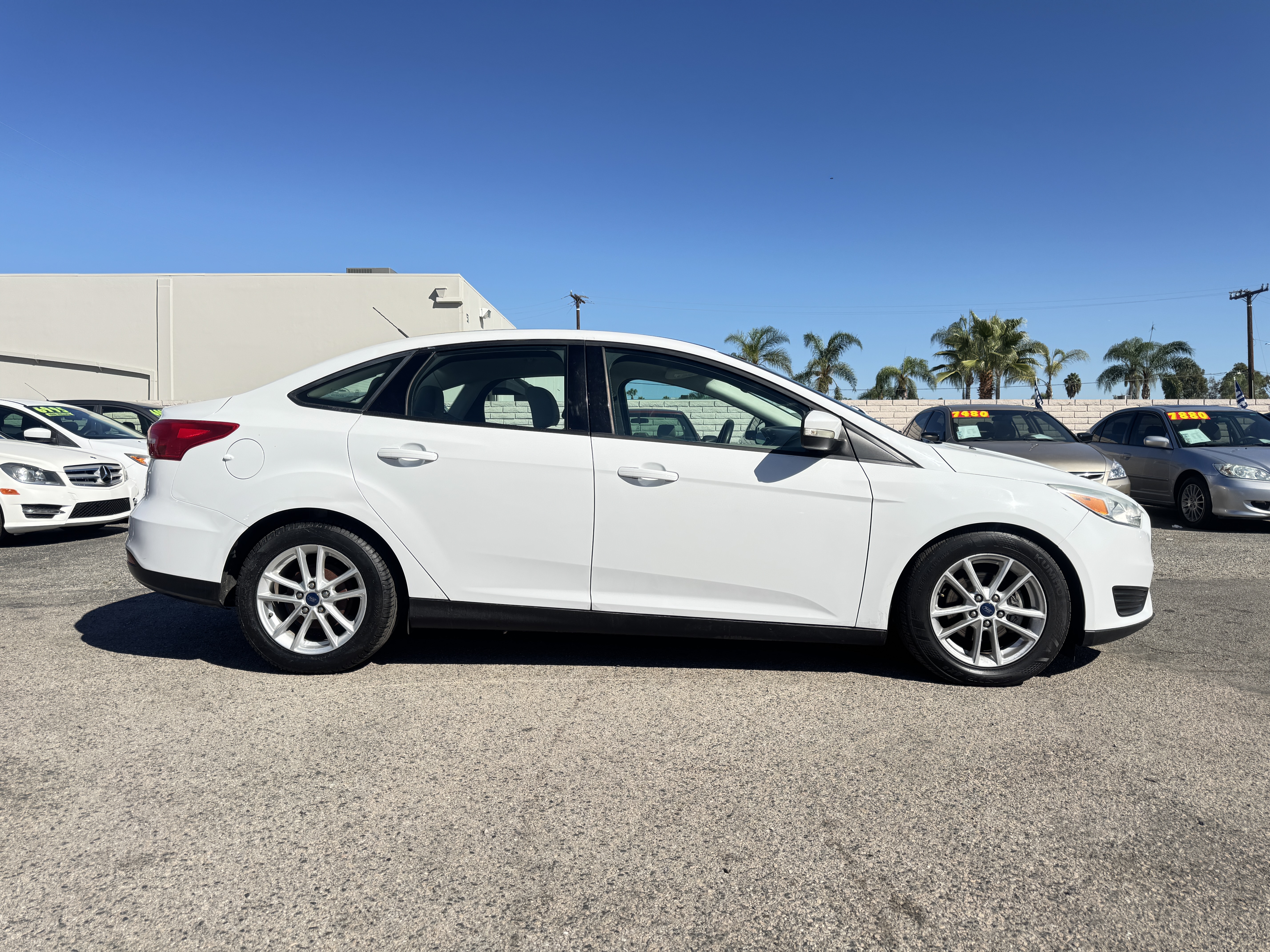 Used 2016 Ford Focus SE Sedan FWD image 10