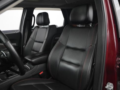 Used 2018 Dodge Durango GT image 37